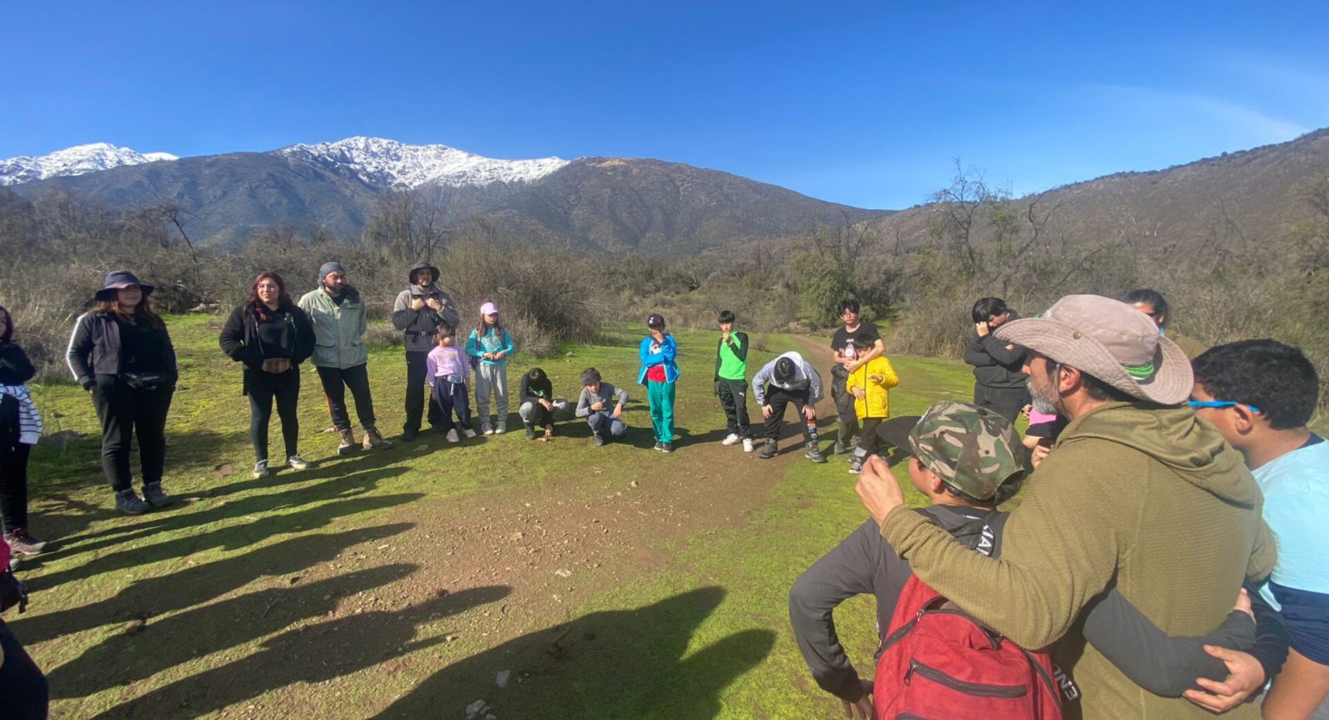 Caminata de reconocimiento de flora en el Bosque Panul y Cerro Santa Rosa